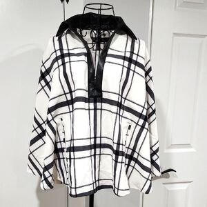 NY & CO Stylish Plaid Poncho Women sz Medium Slit Sleeves Mob Wife Housewive